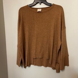 Kerisma Sweater Womens S/M Boxy Soft Comfortable Layering Sweater Tan wool EUC